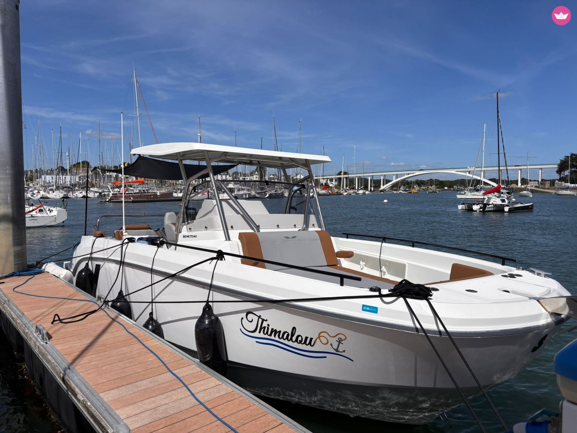 Le bateau Thimalou amarré au port